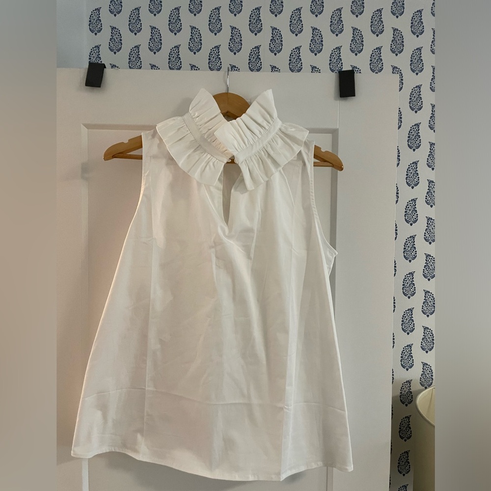 Tuckernuck White Sleeveless Bouvier Blouse